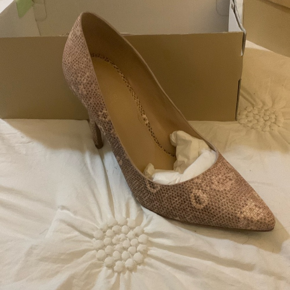 Michael Kors Claire Pump Embossed Leather Pumps pointed toe size 7M